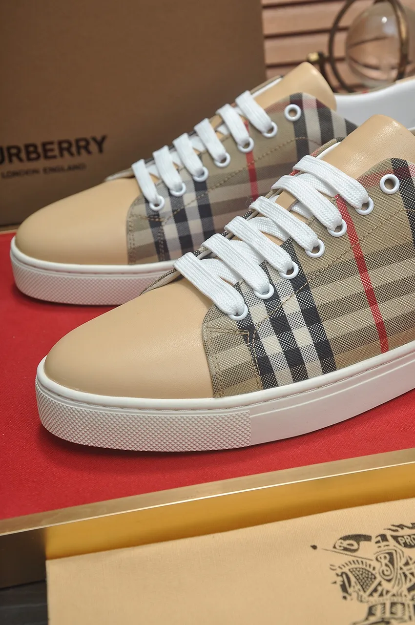 Men's shoes💰480💶[Burberry] (cowhide lining) classic low-top sneakers｜Imported cowhide with classic plaid fabric｜Cow leather lining｜Original outsole｜Fine workmanship and comfortable to wear Size: 38-44 (customized at 45)